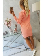 Meruňkové šaty s kapucí