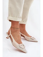 Dámské sandály na nízkém podpatku s ozdobným detailem Béžové Camira