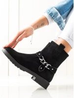 Jedinečné dámské kotníčkové boty černé na plochém podpatku Jedinečné dámské kotníčkové boty černé na plochém podpatku