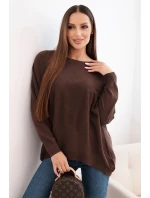 Dámský svetr s delším zadním dílem a raženou hvězdou hnědý