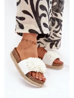 Dámské Klapky Na Platformě S Ozdobnými Květinami Bílé Tessara