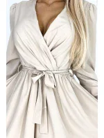 339-4 BINDY Dámské šaty s výstřihem a páskem - BEACH