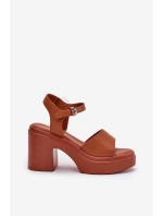 Dámské Sandály Na Masivním Podpatku A Platformě Z Eko Kůže Camel Korlevia