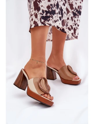 Dámské sandály na sloupkovém podpatku s přezkou Camel Amuria
