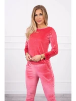 Velurová souprava s řasením na zadní straně malinová Velurová souprava s řasením na zadní straně malinová