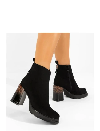 Boty na podpatku model 222034 Solea Boty na podpatku model 222034 Solea