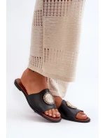 Zazoo 2938 Kožené Žabky Na Ploché Podrážce S Ozdobou Černé