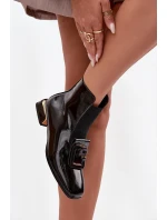 Kožené lakované dámské kotníkové boty na nízkém podpatku s ozdobou D&A MR52-216 Černé