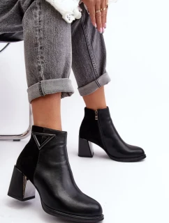 Lakované Kotníkové Boty Na Podpatku Zateplené Černé