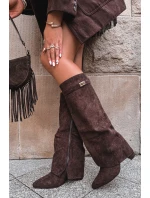 Kozačky Eko Semišový Podpatky Na Zip Zateplené Ohnutý Svršek Čokoládové Evyra