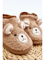 Dětské vyšívané pantofle s medvídkem hnědé Eberra Dětské vyšívané pantofle s medvídkem hnědé Eberra