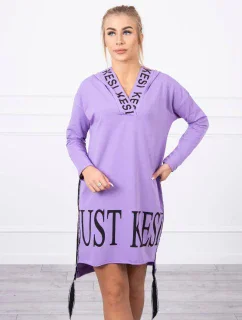 Šaty s kapucí a potiskem fialové