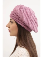 Dámská zimní čepice z volného úpletu s ozdobným vzorem K378 fialová Dámská zimní čepice z volného úpletu s ozdobným vzorem K378 fialová