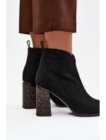 Kožené semišové dámské kotníkové boty na podpatku s vyhříváním Černé Zivella