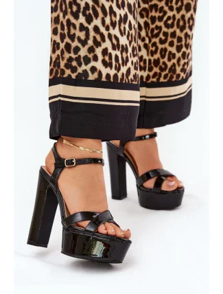 Sandály na podpatku  model 210803 Step in style