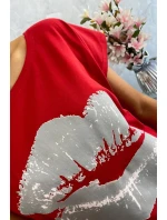 Halenka s potiskem rtů červená