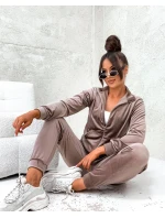 Dámský velurový komplet v barvě cappuccino s rozepínací mikinou (771)