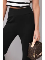 Dámské kalhoty máslo s rozšiřující nohavicí černé