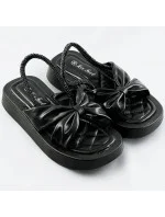 Černé sandály na platformě (CM-58) Černé sandály na platformě (CM-58)