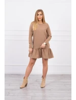 Velbloudí šaty s volánky Velbloudí šaty s volánky