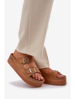 Dámské sandály na masivní platformě s přezkami Camel Aramia