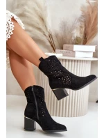 Průsvitné kotníčkové boty na podpatku z ekologického semiše, zapínající se na zip černé Sevana