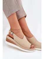Dámské kožené sandály na klínu Artiker 56C0919 béžové
