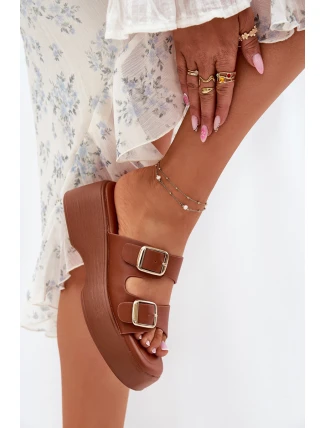 Dámské Pantofle Na Klínku A Platformě S Přezkami Camel Nitarelia