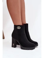 Zateplené dámské kotníkové boty na podpatku s ozdobným detailem černé Vessara