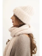 Dámská souprava čepice a dlouhý šál z měkké příze světle pudrově růžová