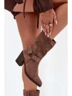 Dámské boty zateplené na podpatku s pásky a ozdobným detailem hnědé Neria