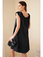 Dámské bavlněné šaty s nařaseným výstřihem a volánkem černá Dámské bavlněné šaty s nařaseným výstřihem a volánkem černá