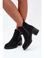 Dámské kotníkové boty Melara na sloupku s ozdobnou přezkou – černé Dámské kotníkové boty Melara na sloupku s ozdobnou přezkou – černé