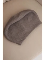 Dámská klasická hladká vlněná čepice beanie K420 cappuccino