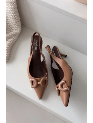 Sandály na podpatku  model 224500 Step in style