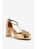 Kožené sandály na podpatku s ozdobou Laura Messi 2758 béžové Kožené sandály na podpatku s ozdobou Laura Messi 2758 béžové