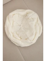 Dámská zimní čepice z vlny s ozdobným vzorem a kamínky K397 ecru