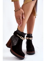 Dámské kožené kozačky Maciejka 05781-01 Černé