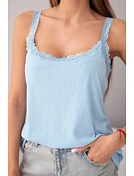 Dámská halenka na ramínka s krajkovým zakončením modrá Dámská halenka na ramínka s krajkovým zakončením modrá