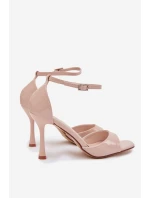 Lakované sandály na jehlovém podpatku Revella – béžové