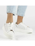 Bílé kožené polobotky na platformě Filippo DP7668/26