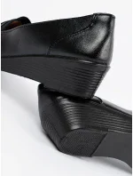 Trendy dámské polobotky černé na klínku Trendy dámské polobotky černé na klínku