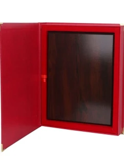 Polstrované pouzdro červené