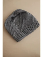 Dámská zimní čepice s vlnou volného střihu K442 grafitová Dámská zimní čepice s vlnou volného střihu K442 grafitová