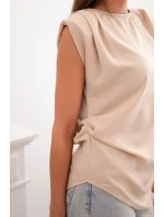 Elegantní dámská halenka s volánky a asymetrickým střihem béžový