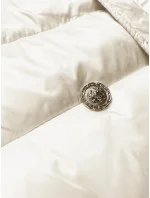 Dámský péřový kabát v barvě ecru se zapínáním na knoflíky (5M3160/1-254)