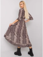 Šaty TW SK BI 24502 1.64P černá a béžová Šaty TW SK BI 24502 1.64P černá a béžová