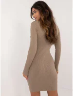 Šaty AT SK 2345 2.34 tmavě lila Šaty AT SK 2345 2.34 tmavě lila