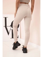 Dámské bavlněné cargo kalhoty s kapsami a řetízkem béžové