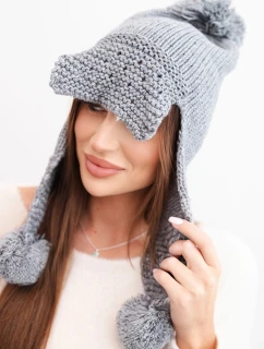 Dámská zimní čepice s vlnou, kšiltem a bambulemi K475 tmavě šedá